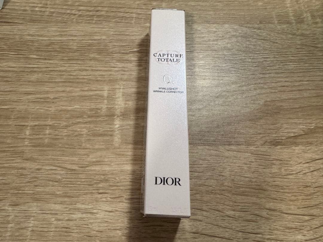 【新品未使用】DIOR CAPTURE TOTALE ヒアルショット 15ml