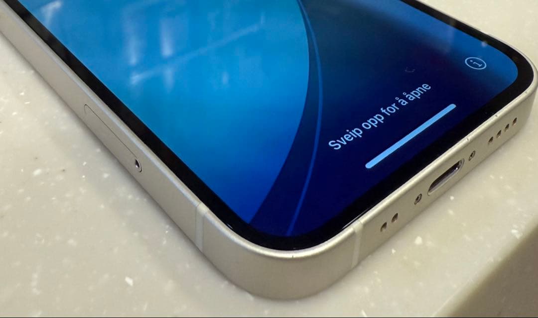 【箱付き】iPhone12 mini 256G ホワイトSIMフリー