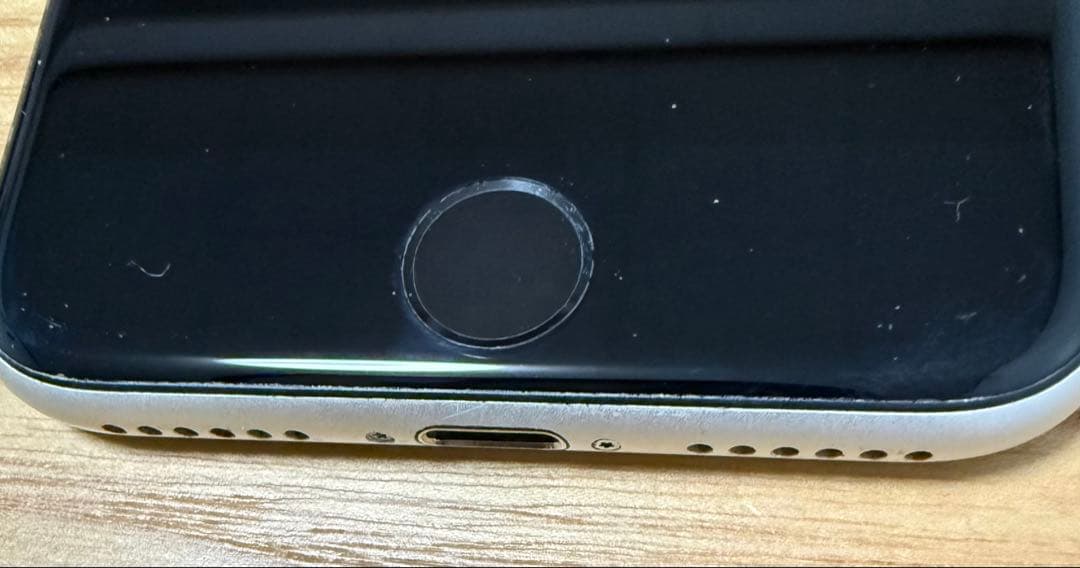 iPhone se（第二世代）128gシルバー