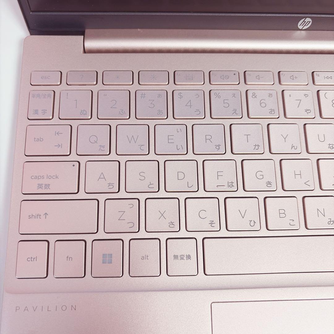 HP Pavilion Aero Laptop 13-be0xxx ピンク