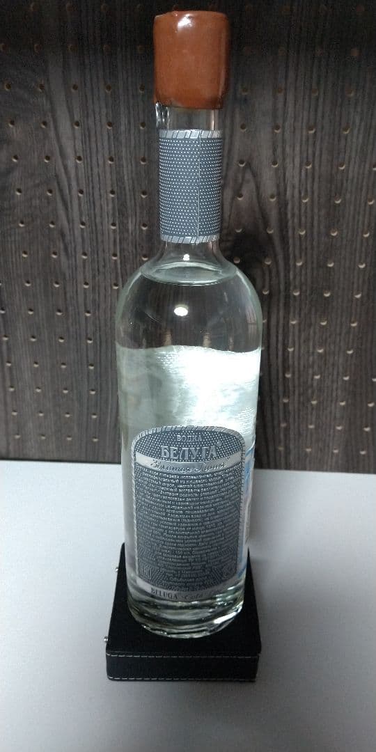 【ロシア産最高級スーパープレミアムウォッカ】BELUGA 750ml 40%