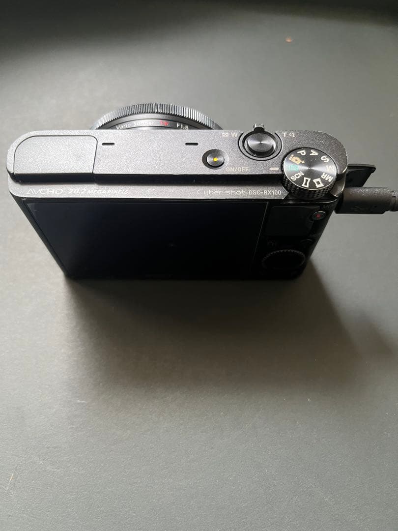 SONY Cyber-shot DSC-RX100 初代