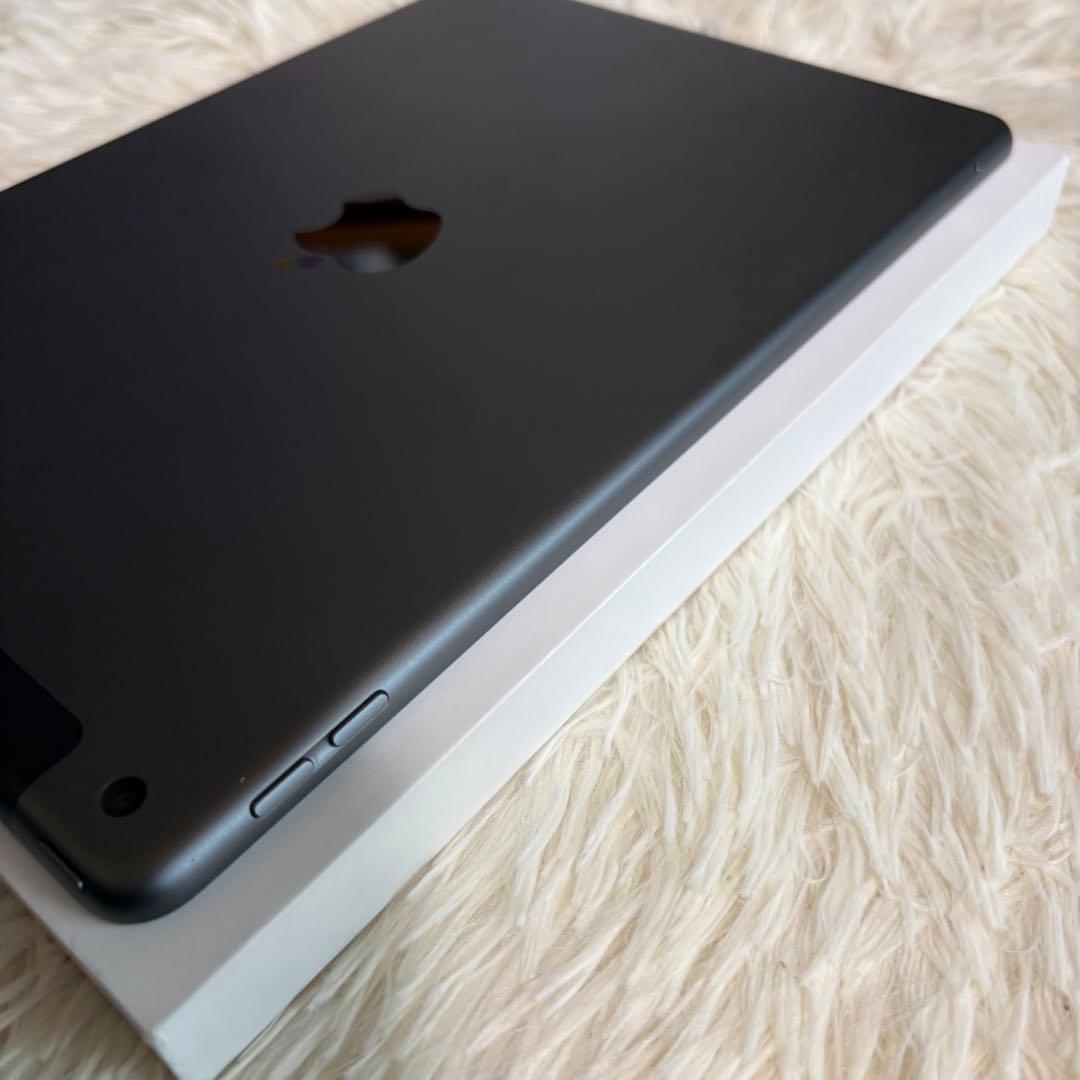 【完動品】iPad 第9世代 64GB SIMフリー【すぐ発送】