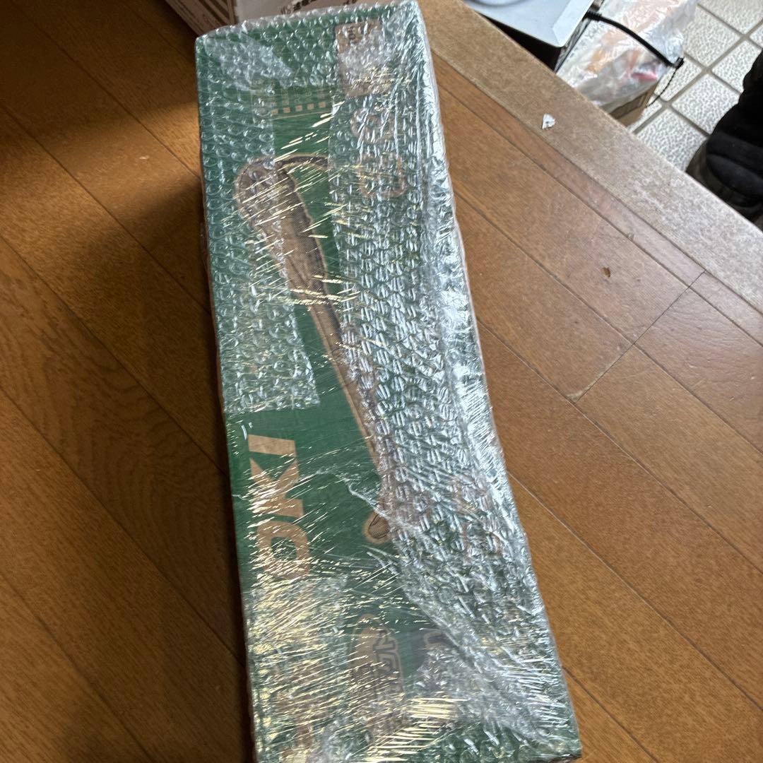新品未使用品 HiKOKI プロの楽々コードレスクリーナーセット箱は劣化です