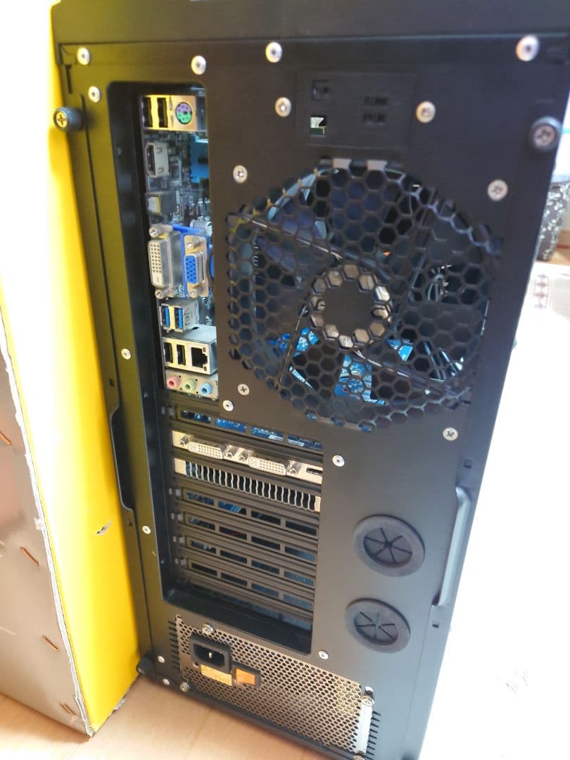 アンテック　PCケース (自作PC用）