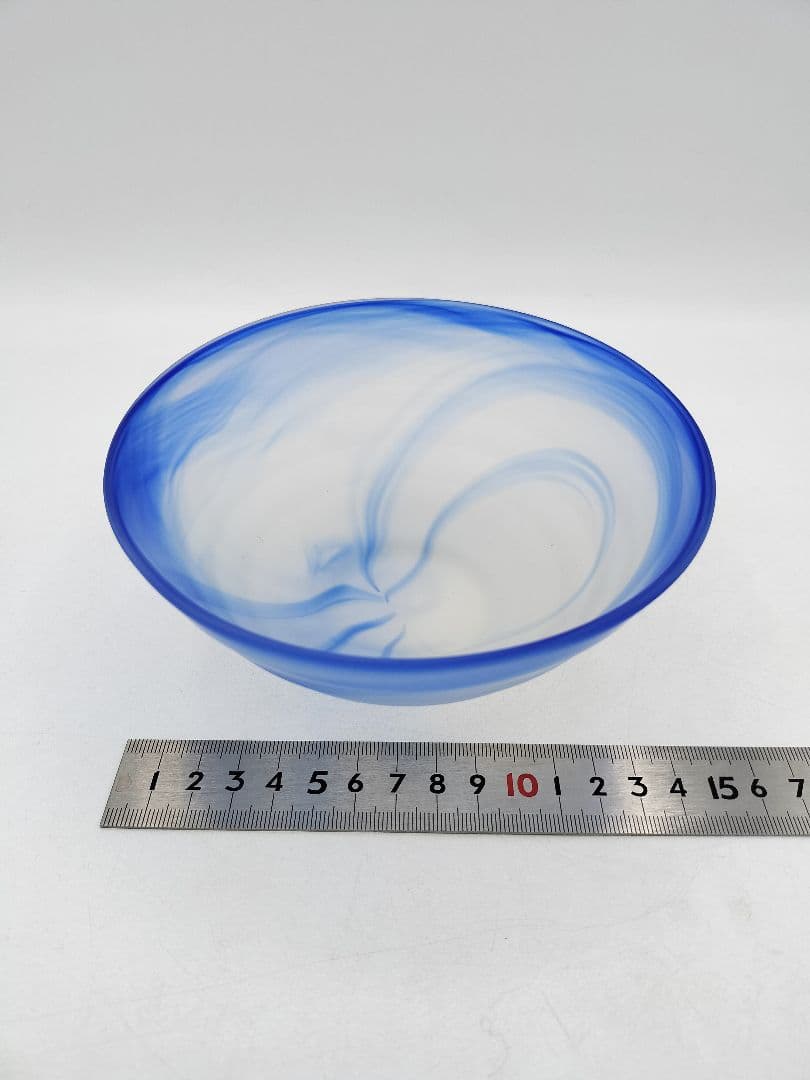 d047【未使用】茶碗 ガラス 義山　ブルー　岡本寛 木箱 茶道具