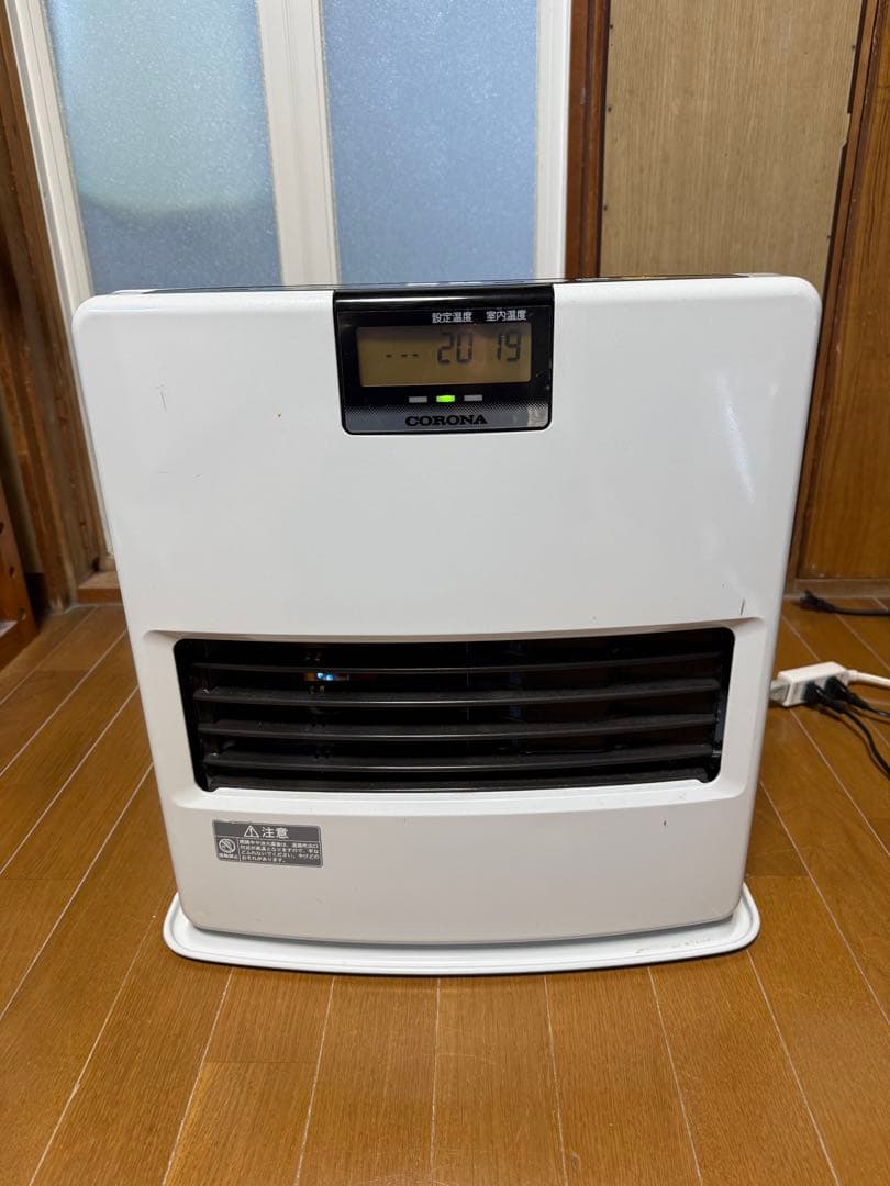 コロナ　石油ファンヒーター　FH-3614E2 動作品　シャッター付　手渡し