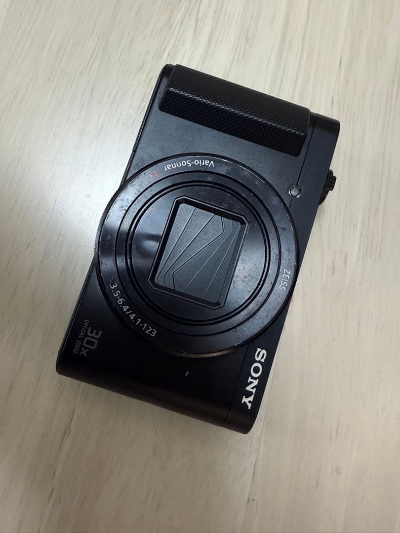 【自撮りできます】SONY コンパクトデジタルカメラ【動作確認済み】