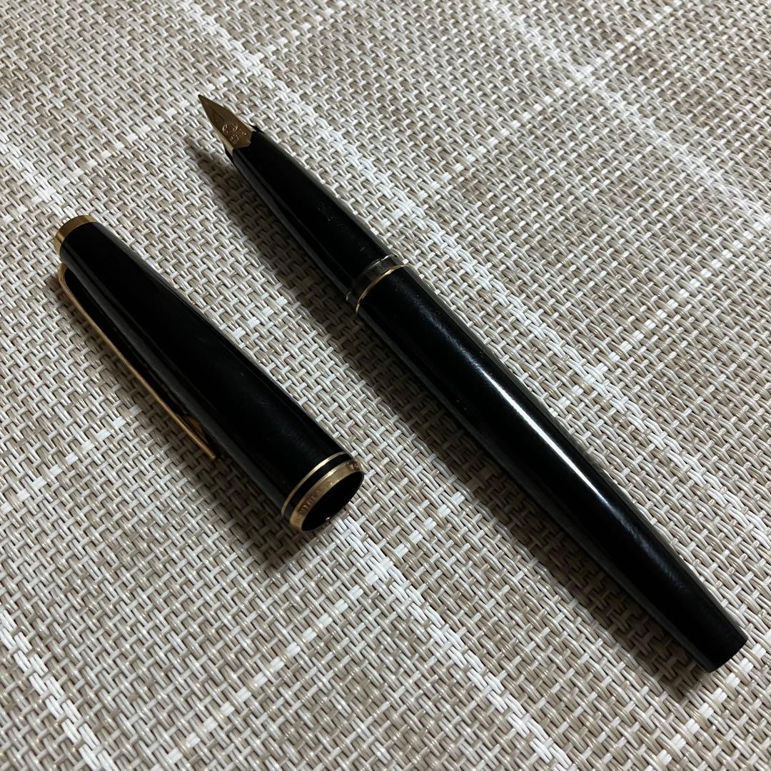 ②MONTBLANC モンブラン　万年筆