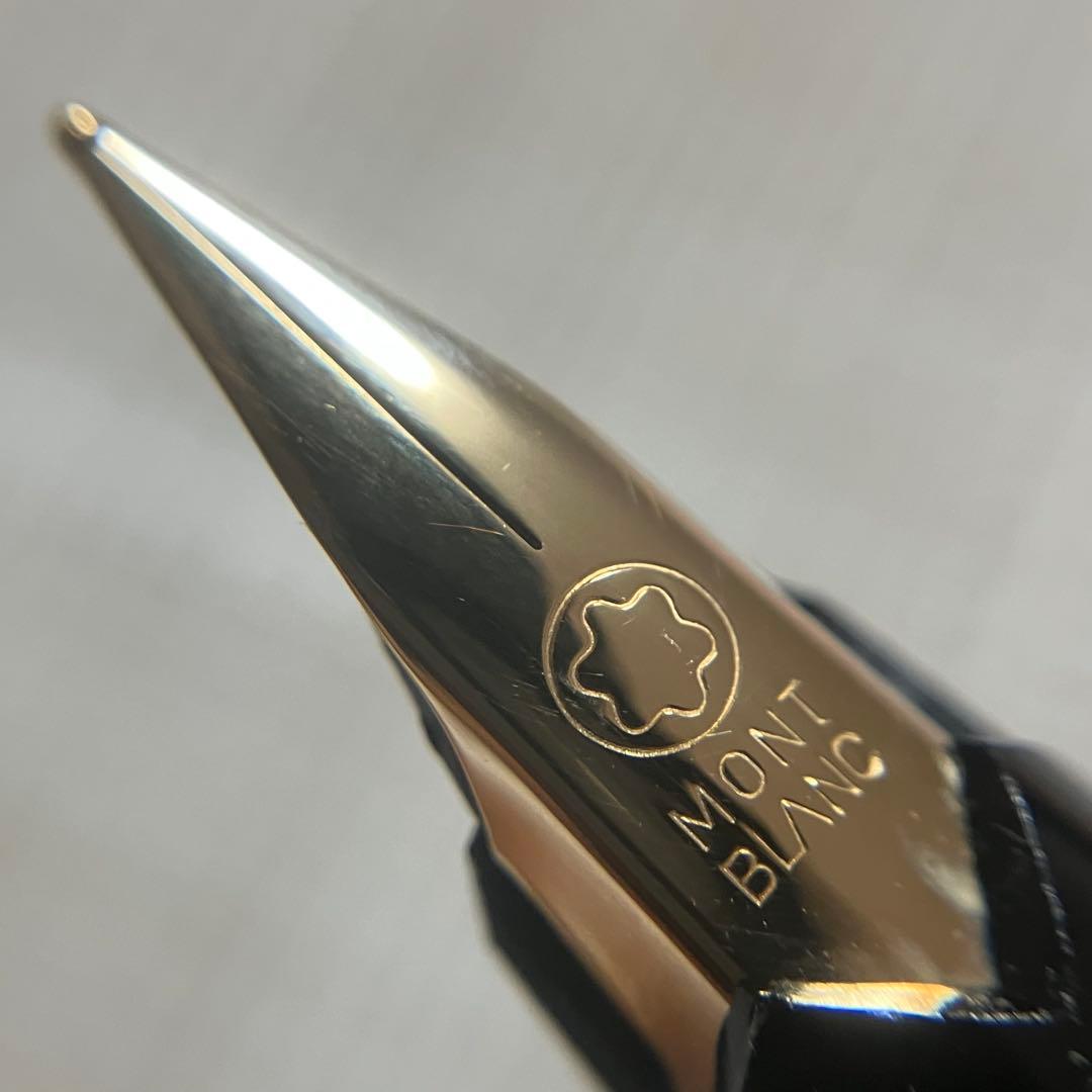 ②MONTBLANC モンブラン　万年筆