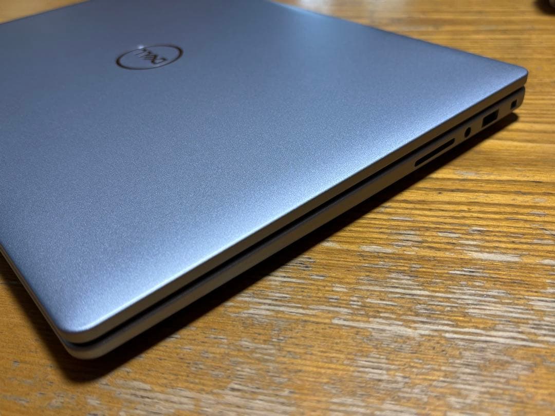 2024/8モデル DELL Inspiron 14 Ryzen7 16GB