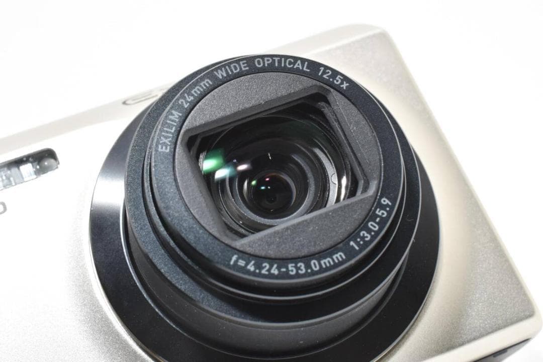 美品 カシオ　CASIO EXILIM EX-ZR300 ゴールド ＃A376