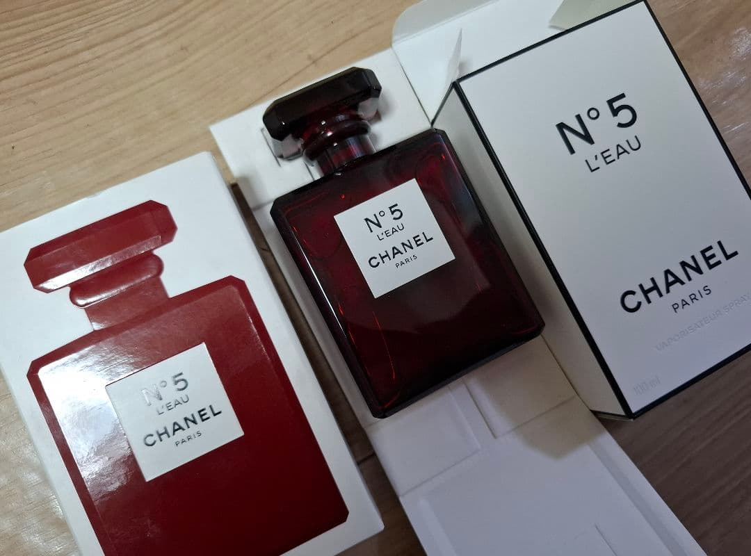 CHANEL N°5 ロー オードゥ トワレット 100ml