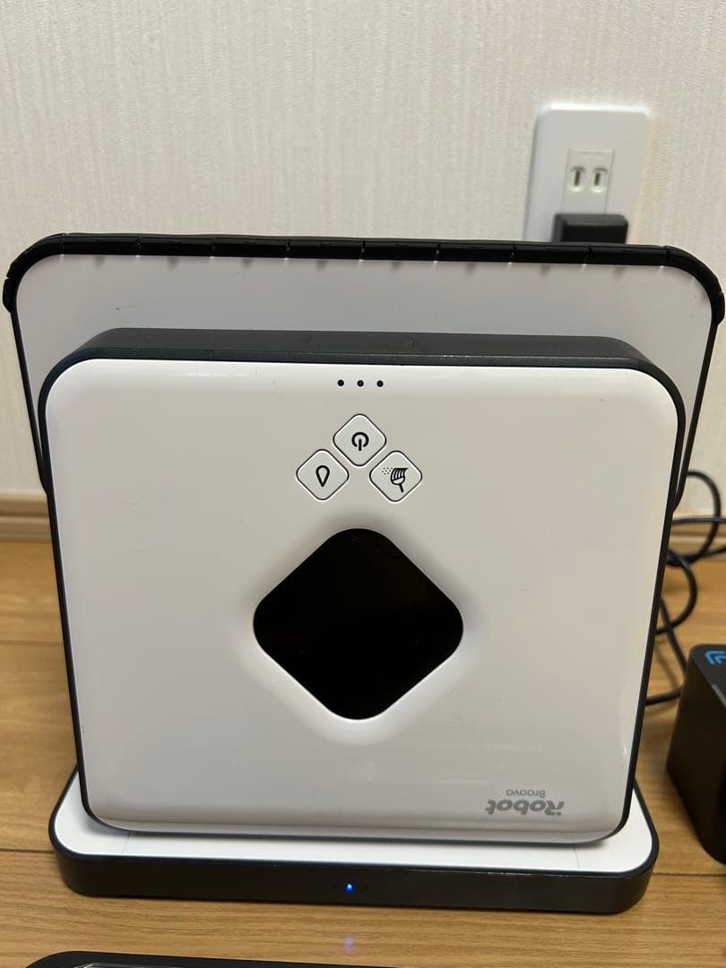 iRobot ブラーバ380j 床拭きロボット 動作確認済み 未使用クロス付