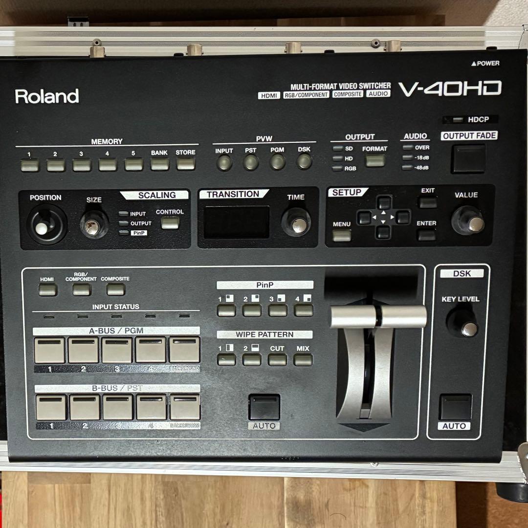Roland V-40HD＋ハードケース【PVW OUT不具合】ジャンク品