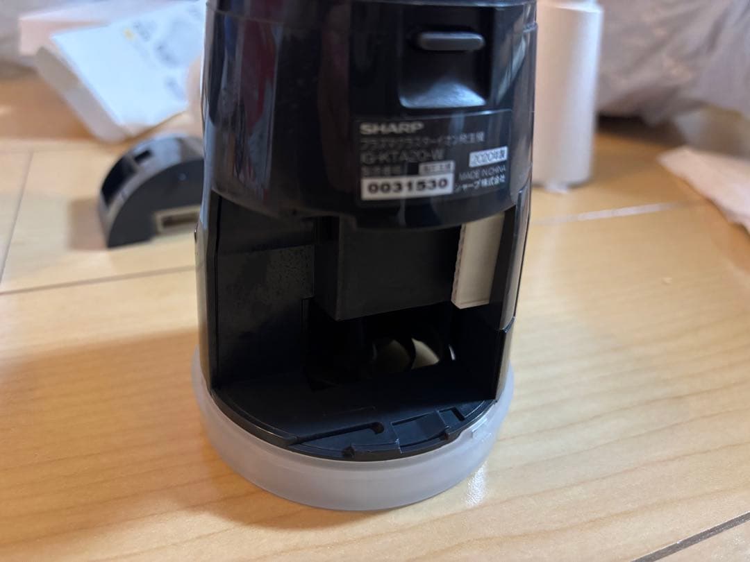 SHARP IG-KTA20-W プラズマクラスターイオンイオン発生器