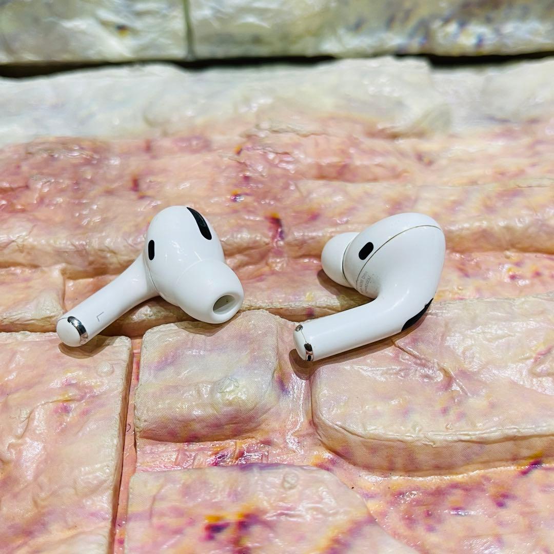 Apple AirPods Pro 第1世代 本体 MLWK3J/A