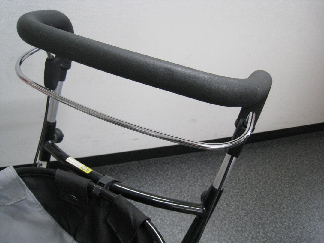 竹虎　室内向け 四輪歩行車 レッツゴーミニ 歩行車 歩行器 高齢者 ②