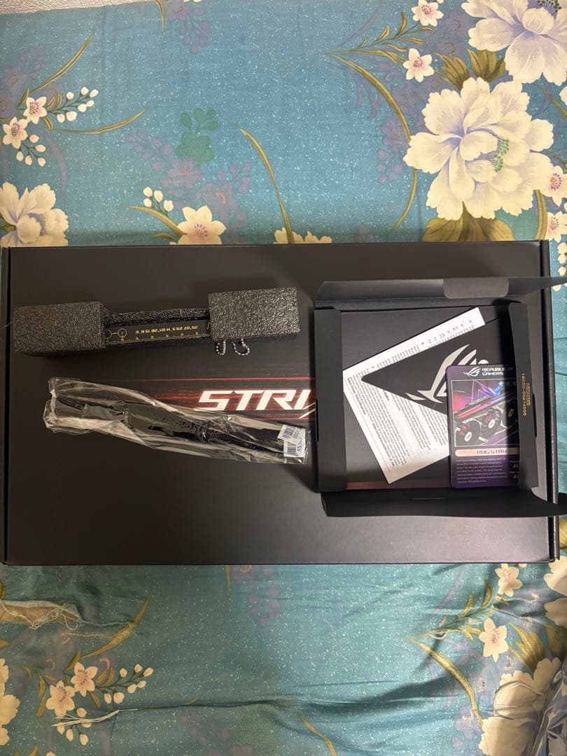 グラフィックボード・グラボ・ビデオカード ROG strix Gaming GeForce rtx 3080 10GB