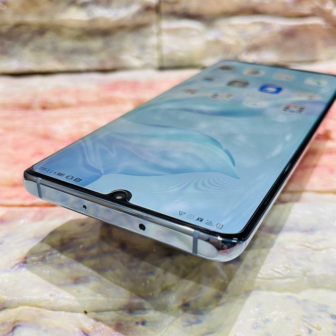 美品SIMフリー HUAWEI P30Pro 128GB ブリージングクリスタル