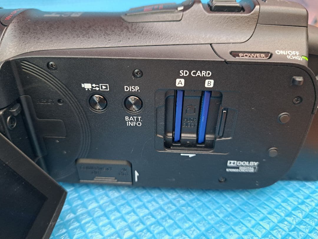 【美品】ビデオカメラ◆Cannon iVIS HF G10