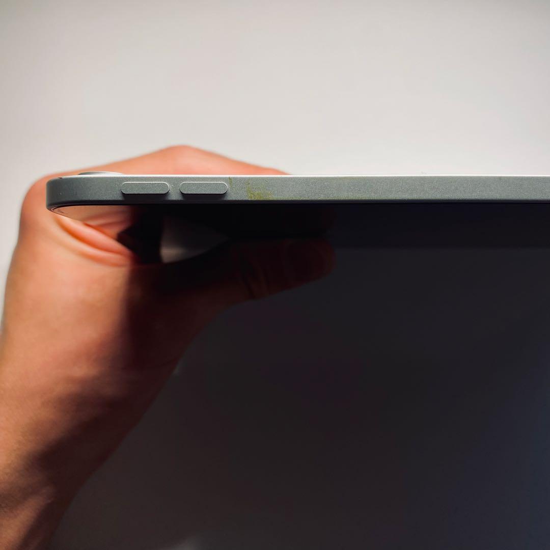 iPad Air 4 64GB シルバー ESRカバー ペーパーライクフィルム有