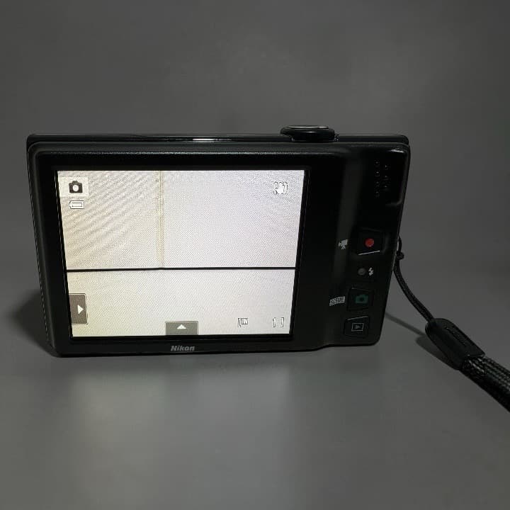 Nikon COOLPIX S6100 ブラック 動作確認済み コンデジ