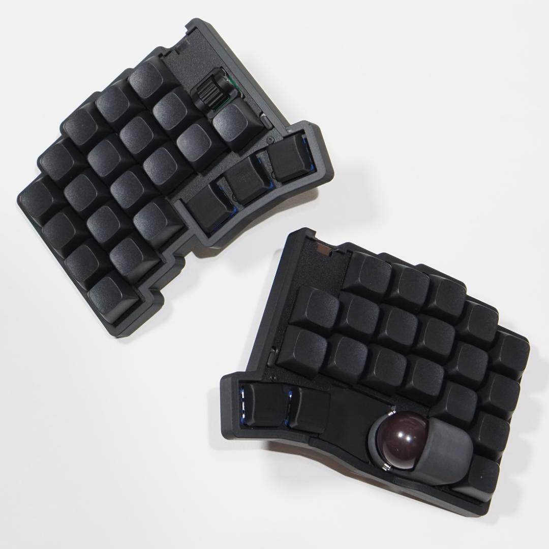 【即納】左右分割式トラックボール付きワイヤレスキーボード【roBa】