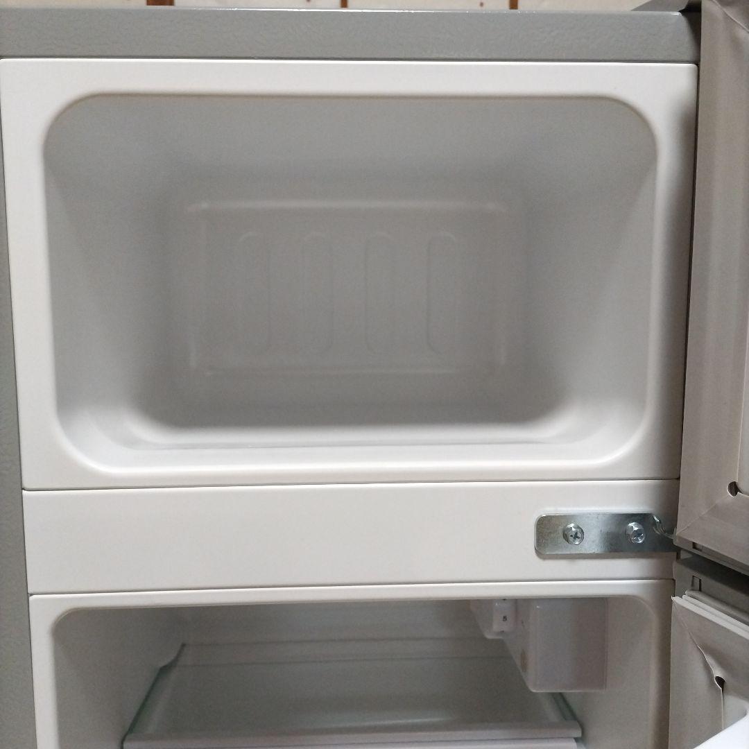小型６０L　２ドア　冷蔵庫