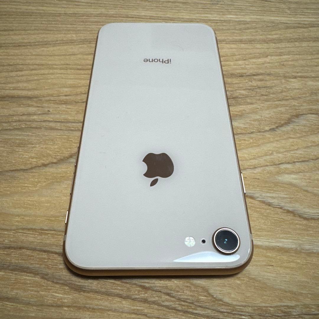 Apple iPhone 8 本体 シルバー SIMフリー