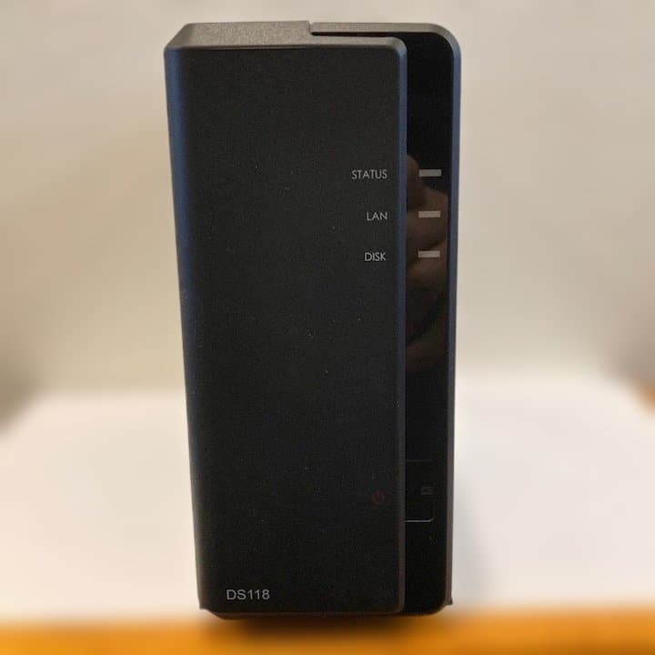 Synology DS118 NAS ブラック（ガイドブック付）
