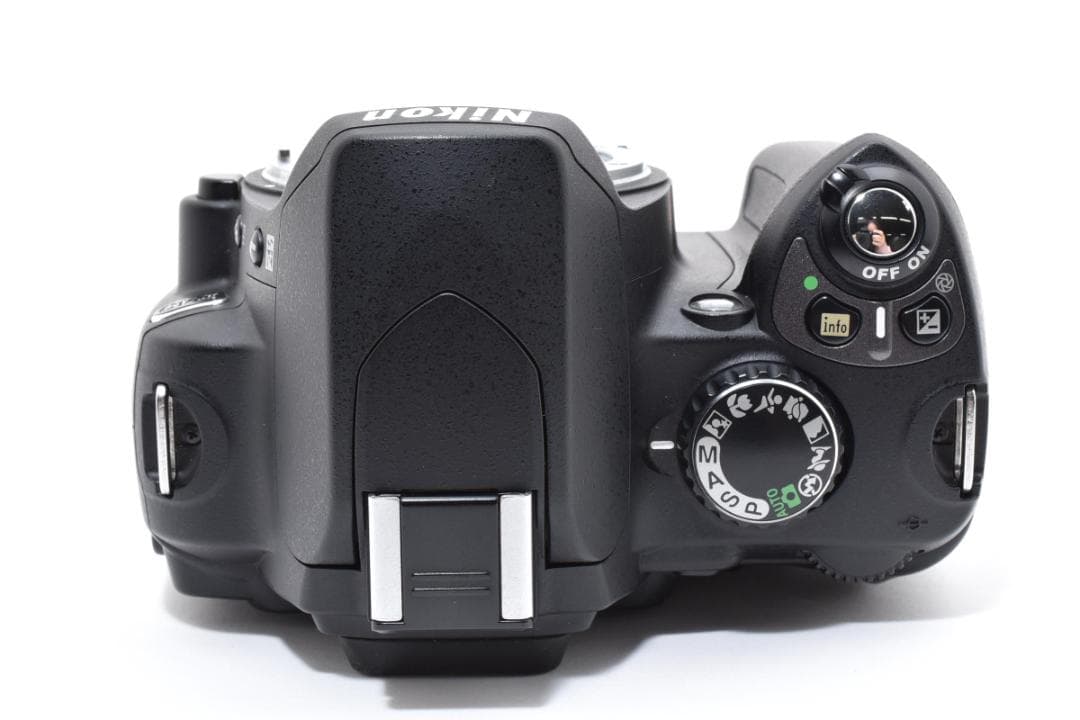 【美品】 ニコン Nikon D40 DSLR カメラ本体 #2755350