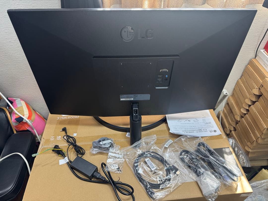 ②- LG モニター ディスプレイ 31.5インチ 32ML600M-B