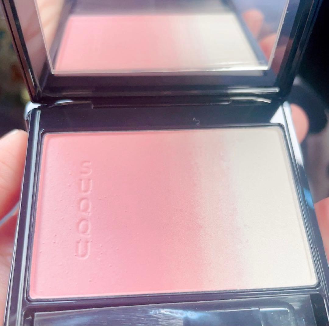新品✨SUQQU ピュアカラーブラッシュ　124 桜光