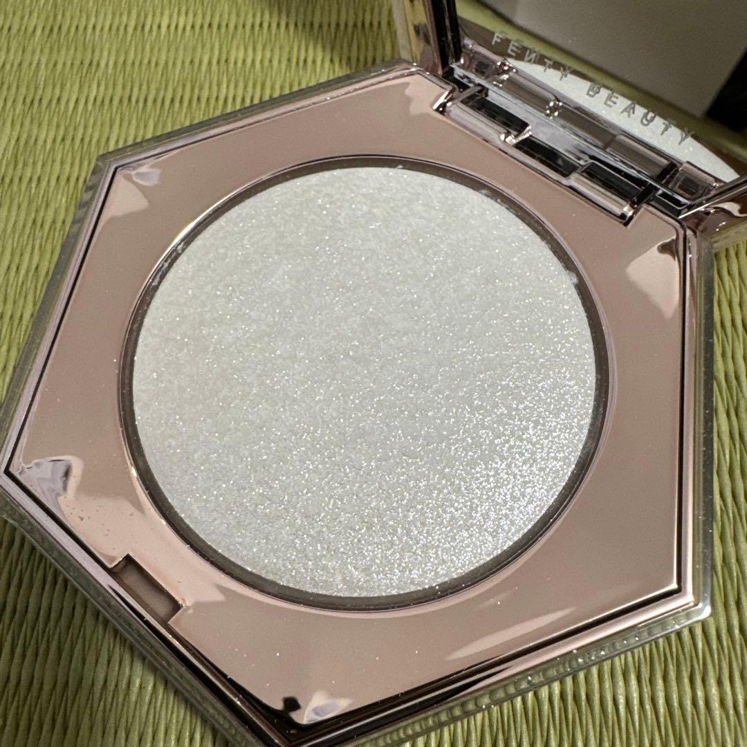 【mii】FENTY BEAUTY ダイヤモンドボム