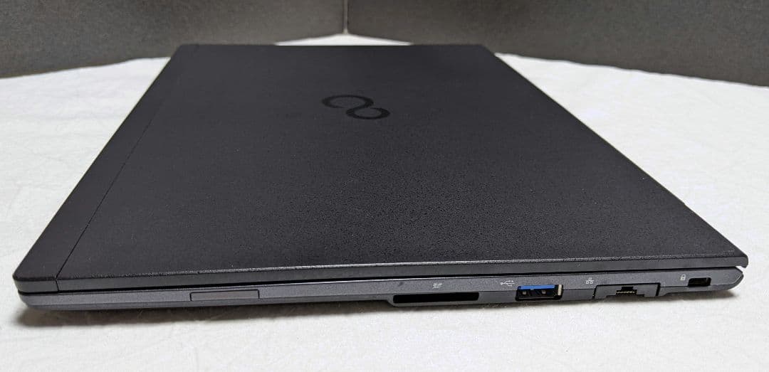 [ジャンク]LIFEBOOK U937/P(七i5/8G/スト無し/FHD)
