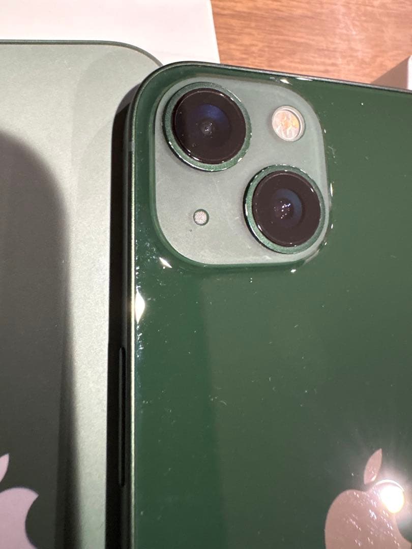 Apple iPhone 13 ミッドナイトグリーン 本体　バッテリー容量76%