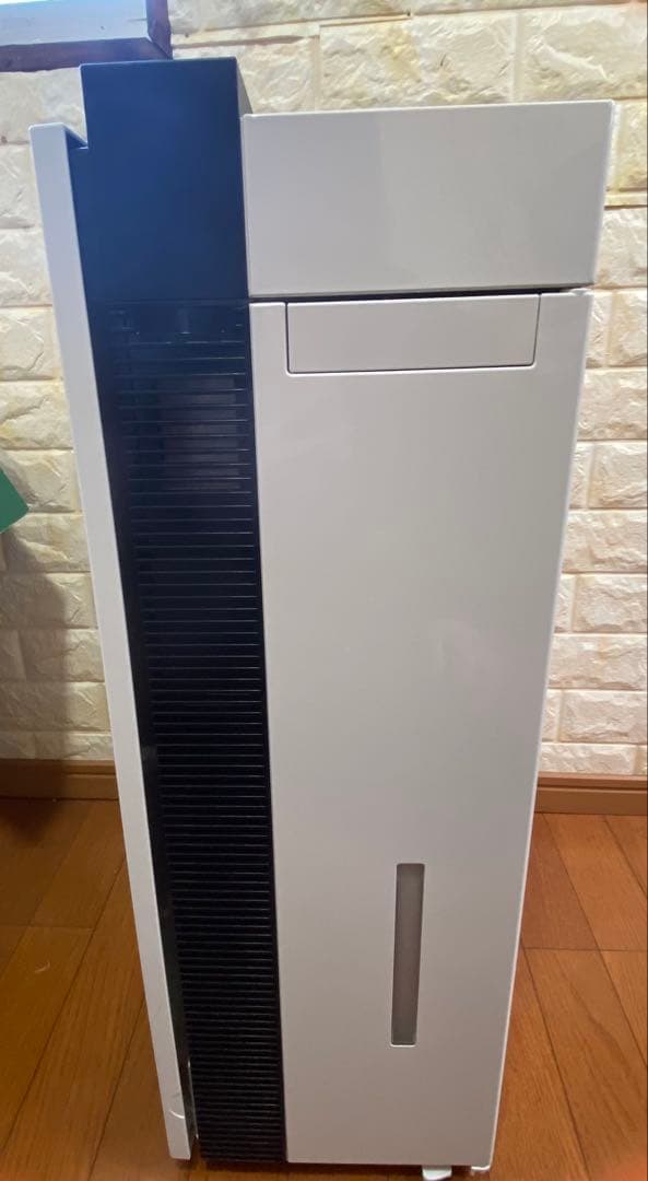 Panasonic 空気清浄機 ホワイト 2020年　ジャンク