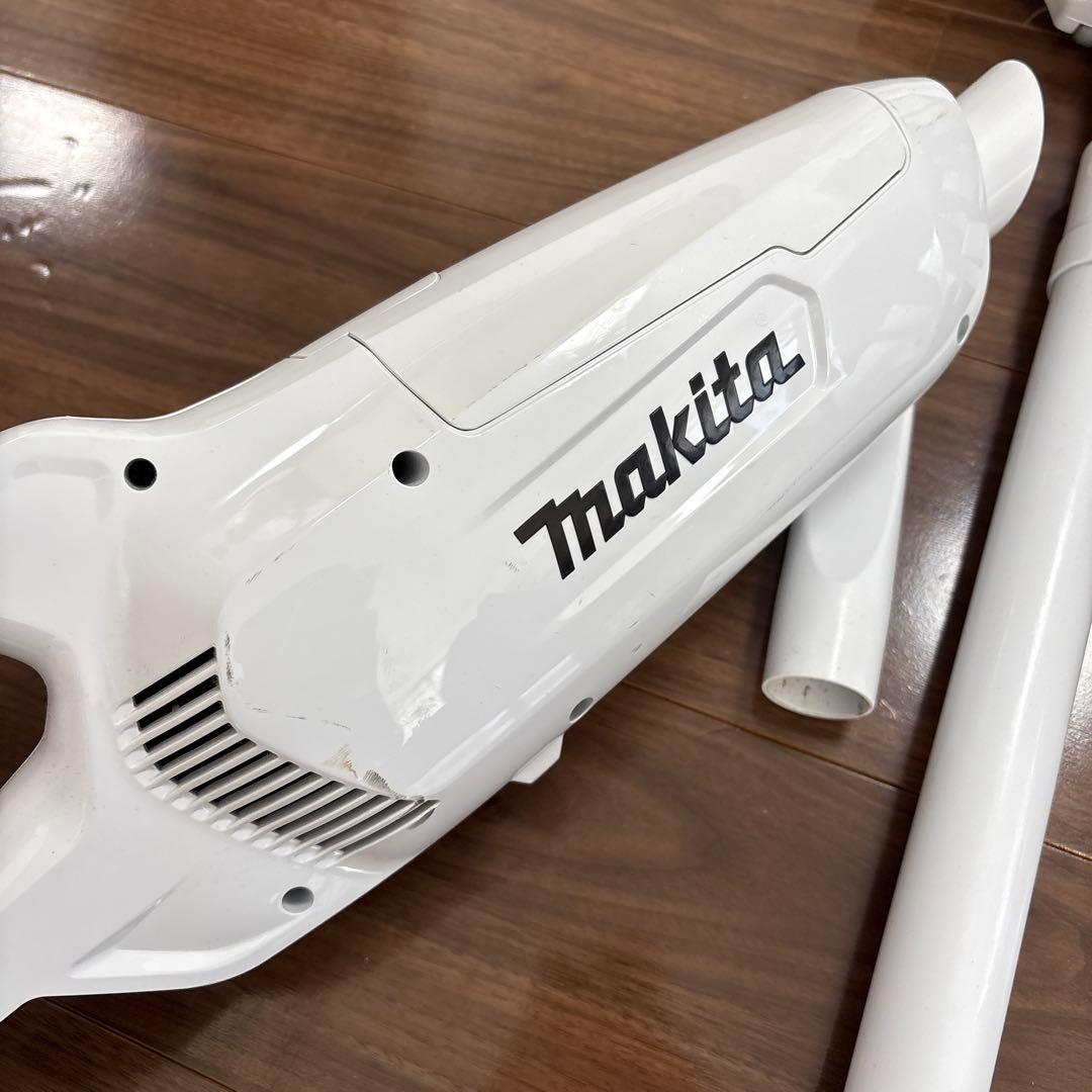 マキタコードレス掃除機CL107FDSHW紙パック式10.8Vバッテリ充電器付