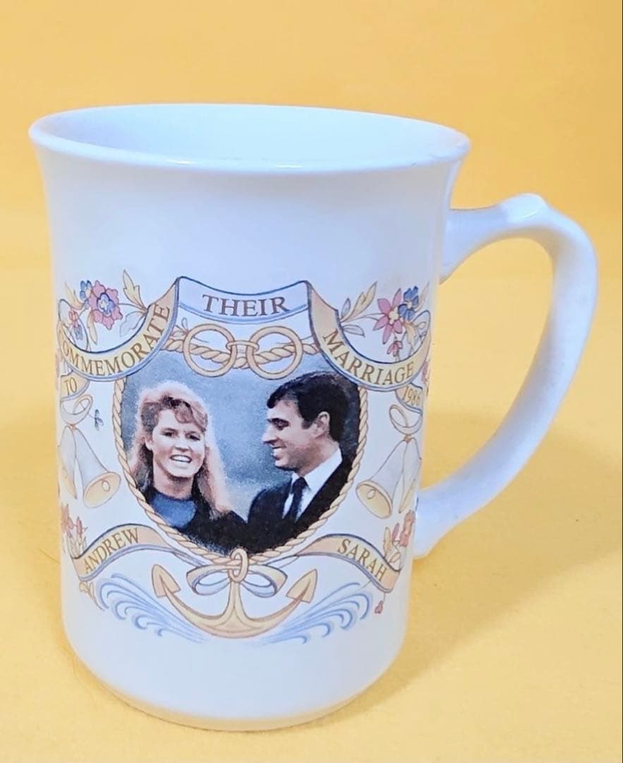 1986年イギリス製アンドルー王子セーラ王女結婚記念マグカップヴィンテージ陶器