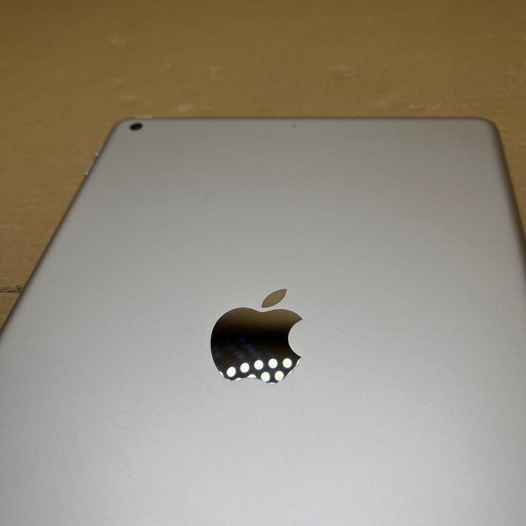 Apple iPad (第９世代) Wi-Fi 64GB シルバー