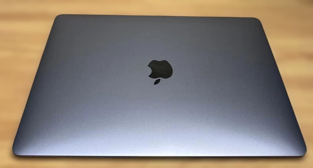 美品 Macbook Air 2018,13inch,メモリ16,SSD 512