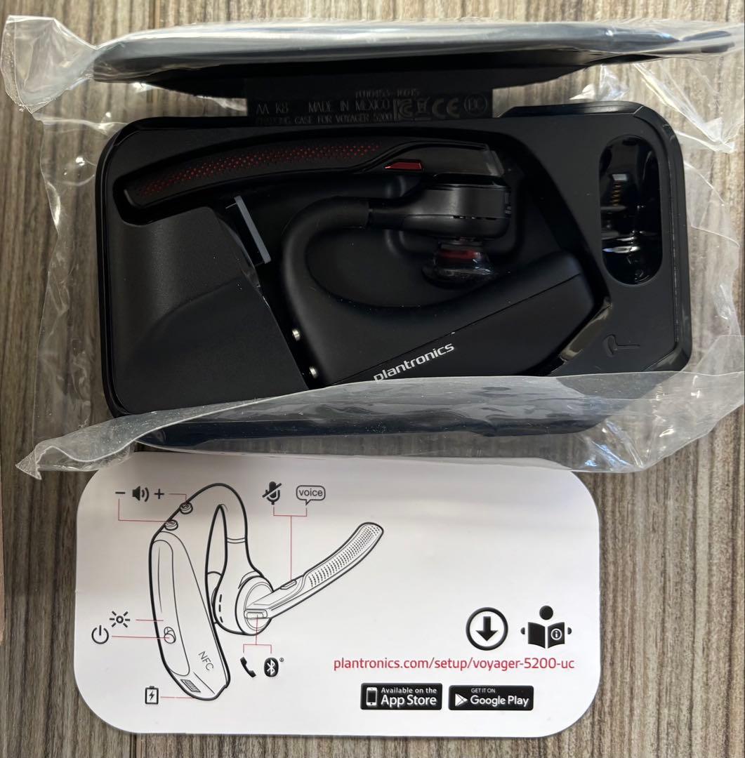 【新品/未使用】Plantronics Voyager 5200UC