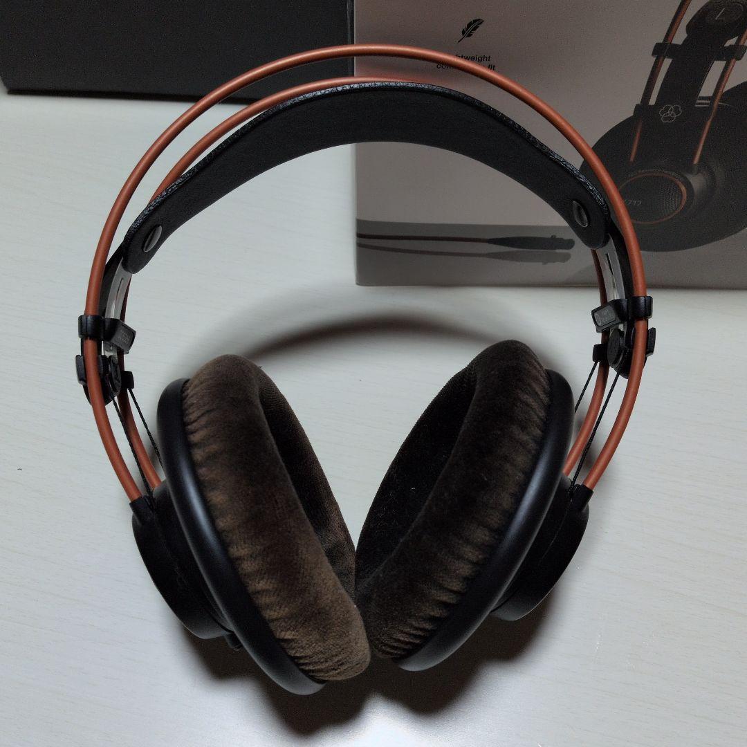 AKG K712 PRO モニタリングヘッドホン