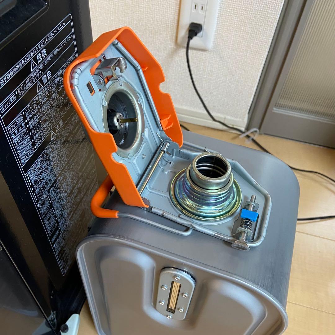 【美品・箱有り】コロナ 石油ファンヒーター