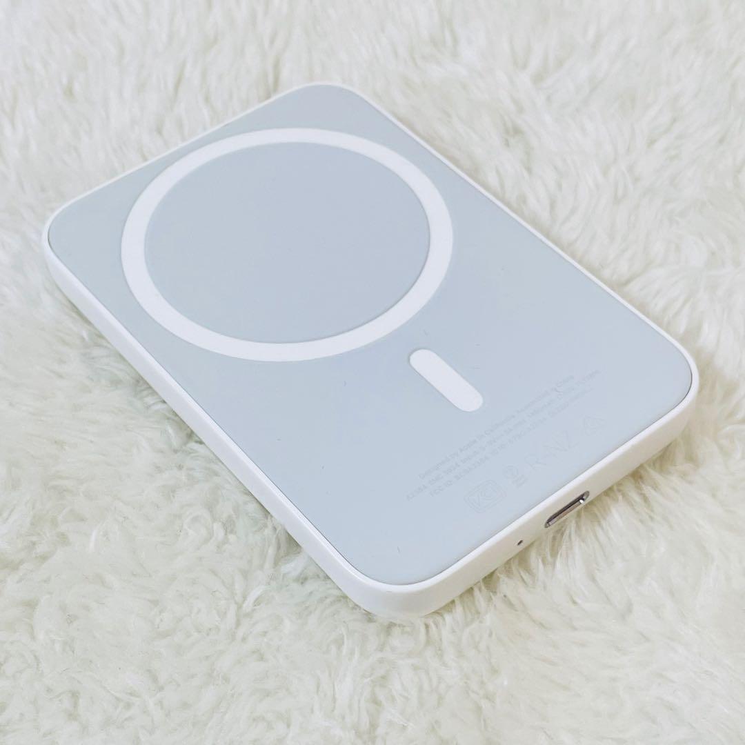 【ほぼ新品】Apple モバイル バッテリーパック 充電器 MagSafe