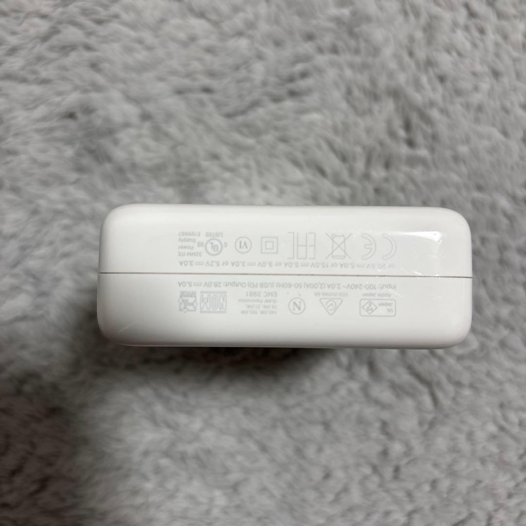 Apple 140W USB-C電源アダプタ A2452