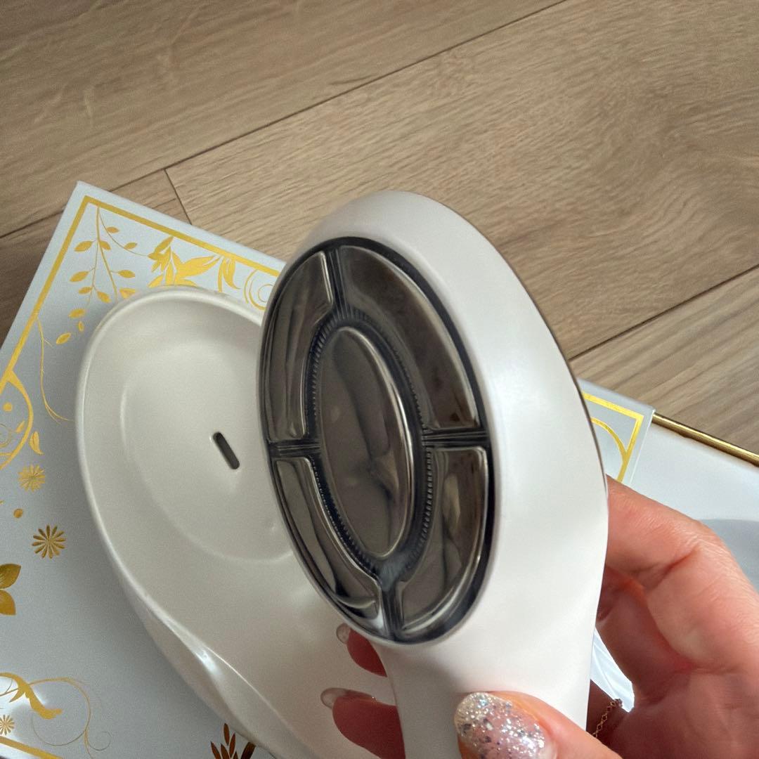 【未使用】　MEラボン 美顔器