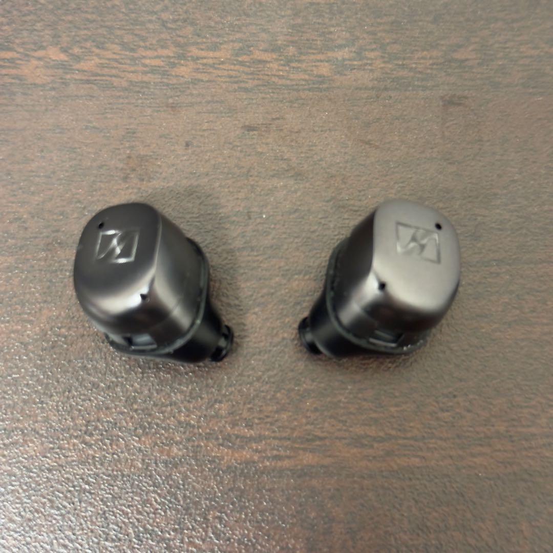 【美品】Sennheiser MOMENTUM True Wireless 4