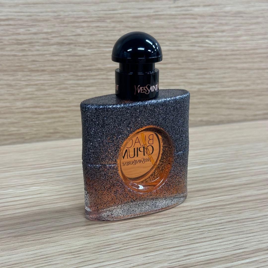 Yves Saint Laurent Black Opium 香水